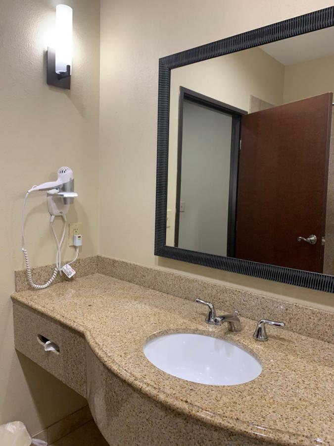 Comfort Suites Beaumont I-10 Zewnętrze zdjęcie