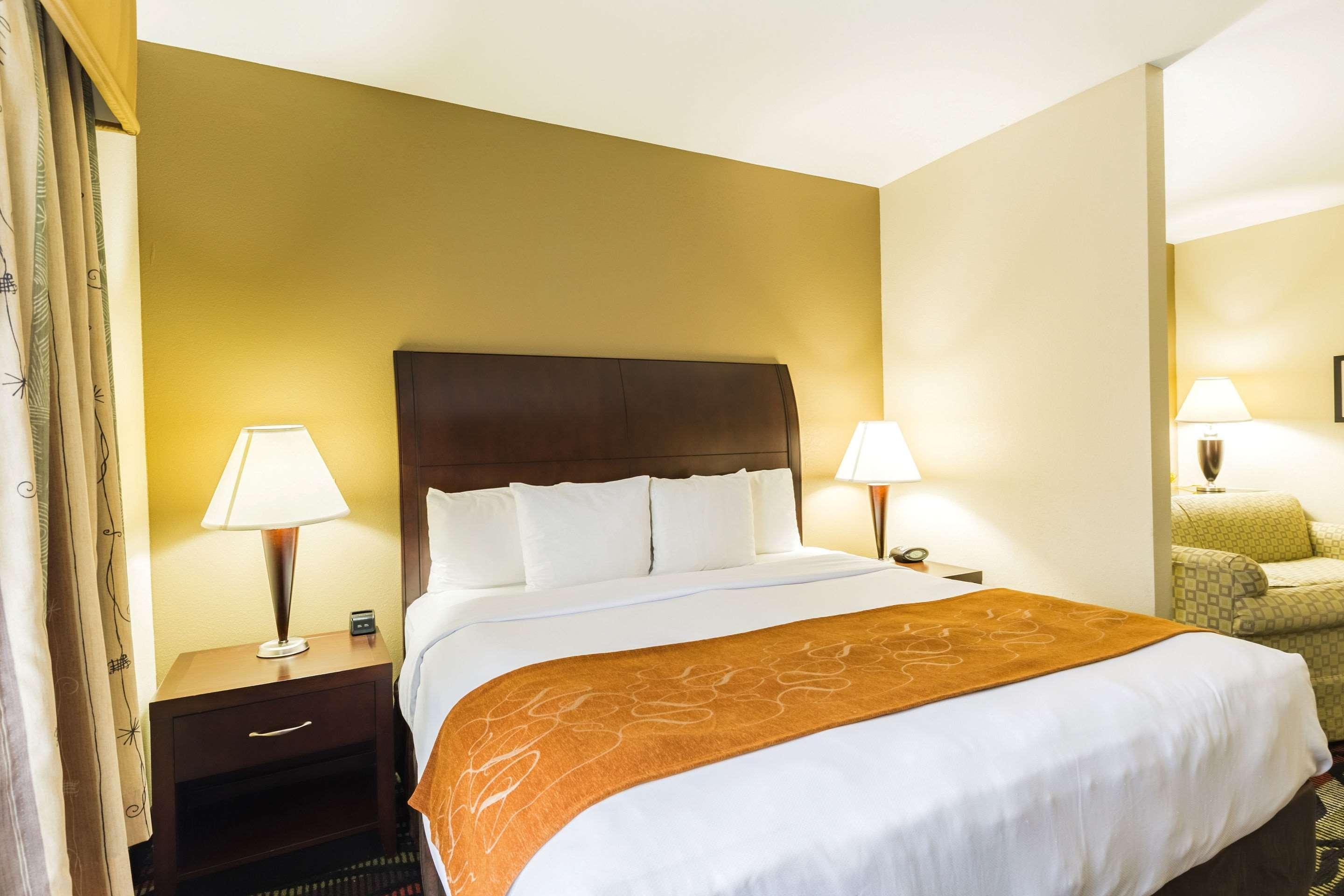 Comfort Suites Beaumont I-10 Zewnętrze zdjęcie